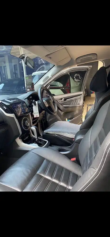 MU-X , I-Series, cocok jalan jauh, SOLAR Biasa, Irit &Siap Pakai