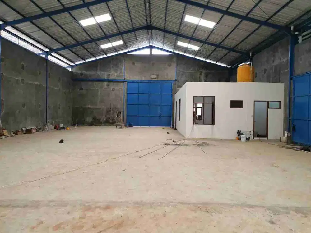 DISEWAKAN – GUDANG SIAP PAKAI DI JL. RAYA LEGOK, TANGERANG
