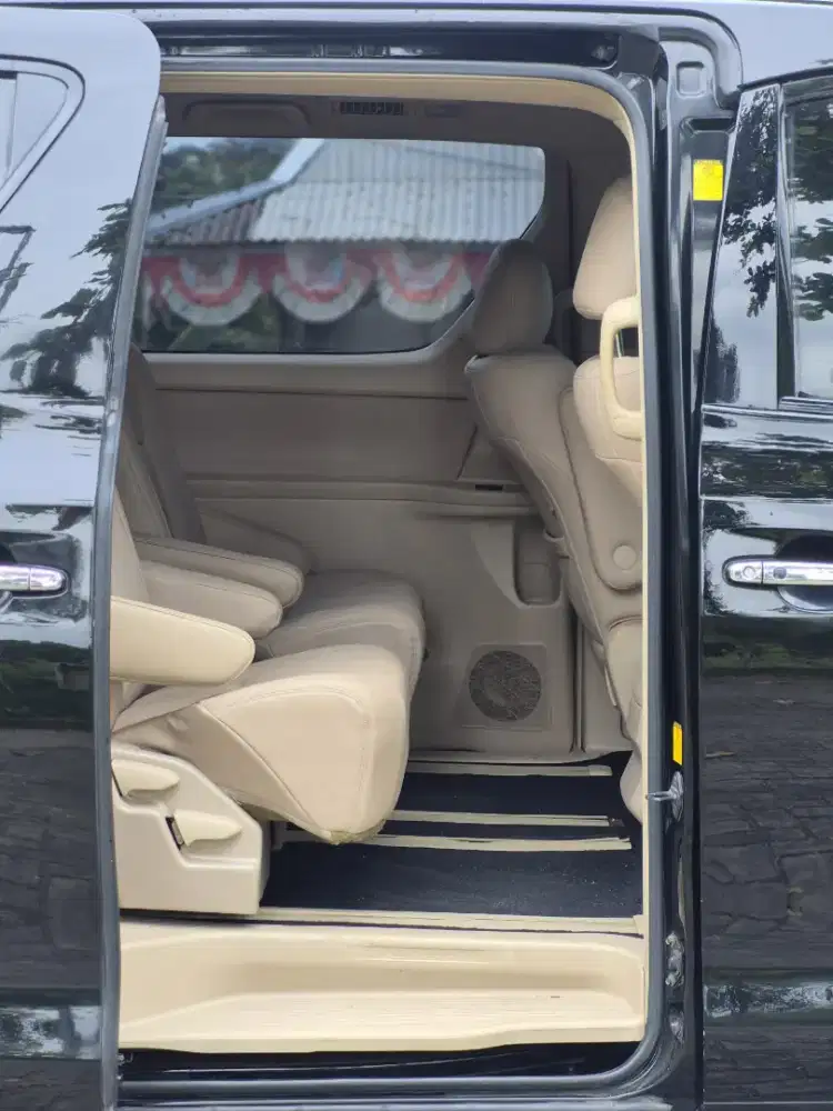 Toyota alphard x 2.4 2013