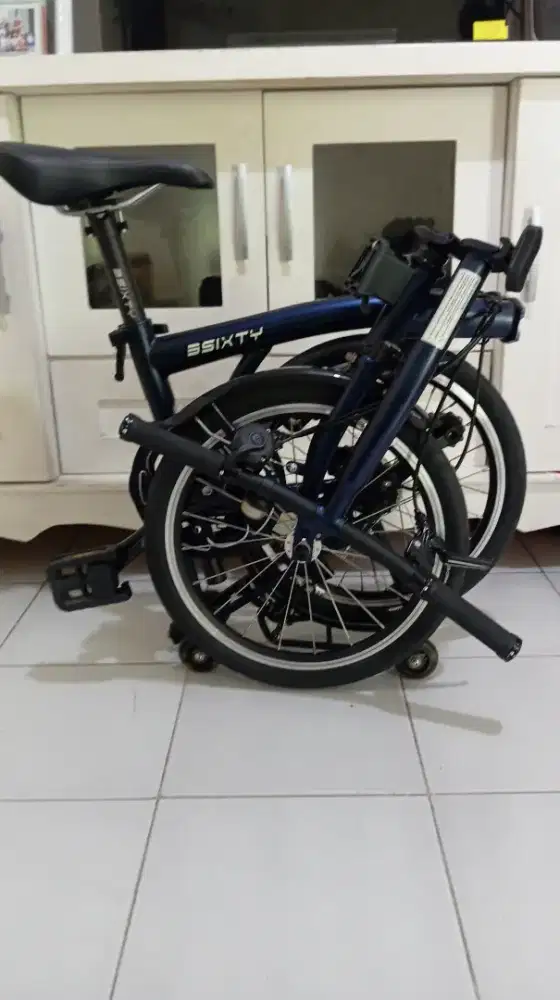 Sepeda lipat 3sixty like new
