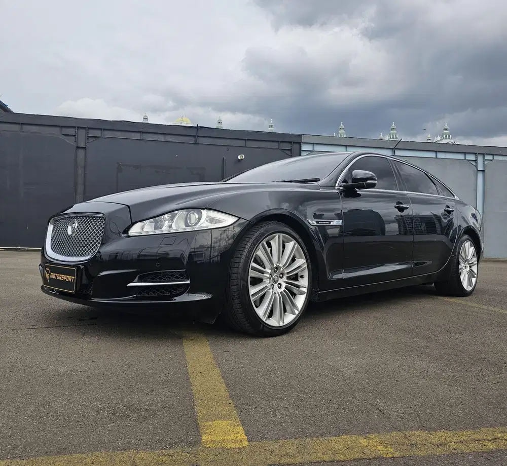 (ODO: 20rb) Jaguar XJL 2011 5.0 Supercharged low km