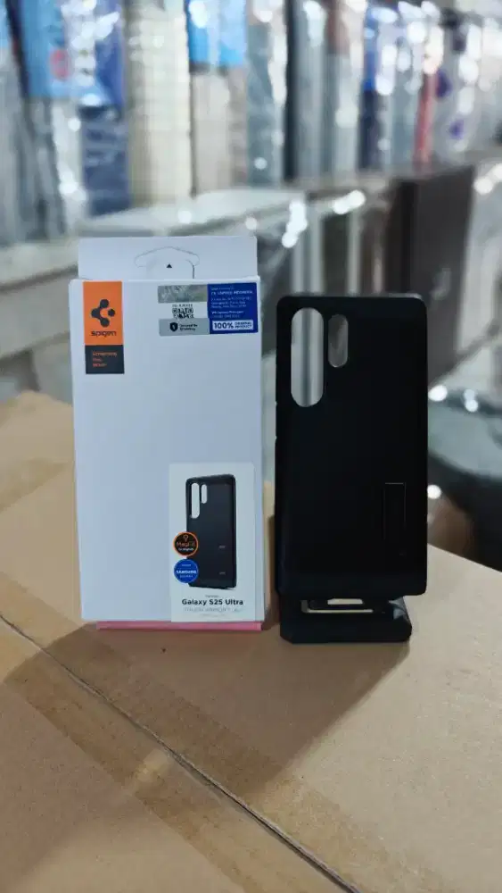 case samsung s25 ultra Spigen tough armor magsafe with kickstand