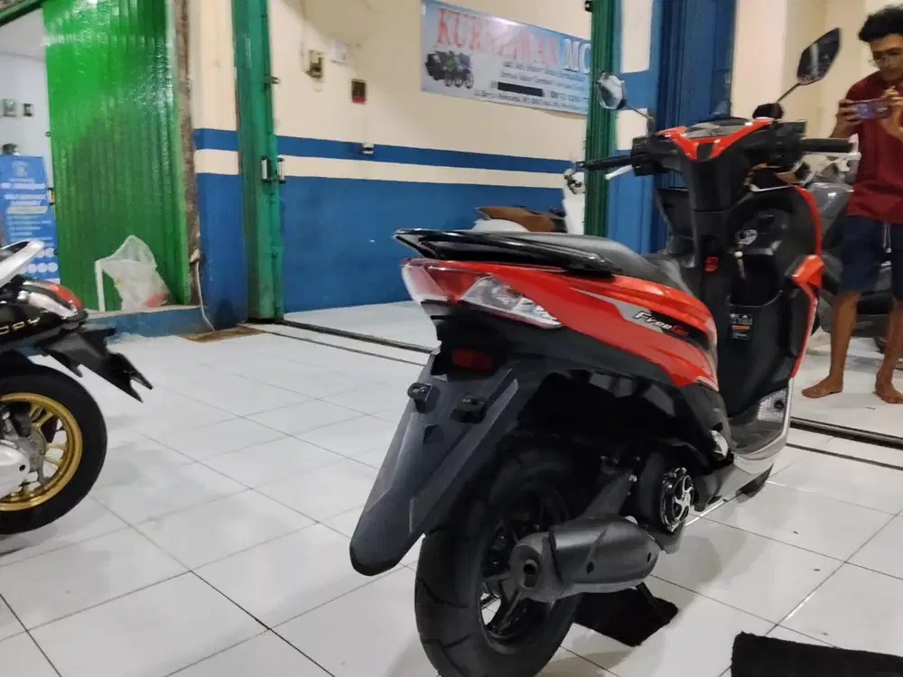 (1) Yamaha freego 125 2023