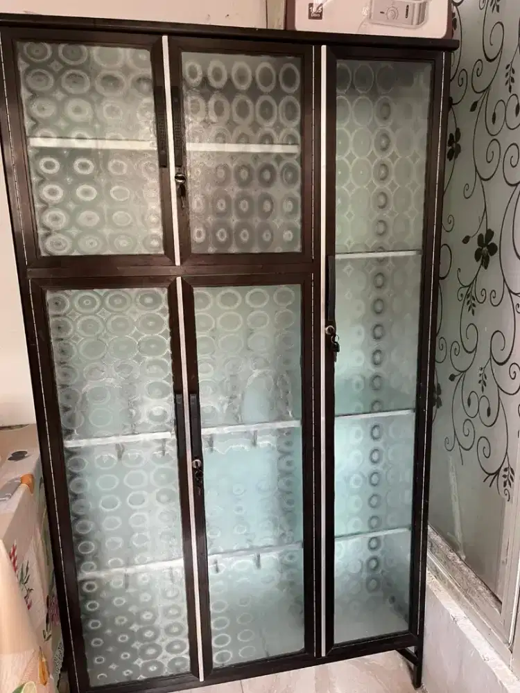 Lemari rak piring aluminium masih bagus