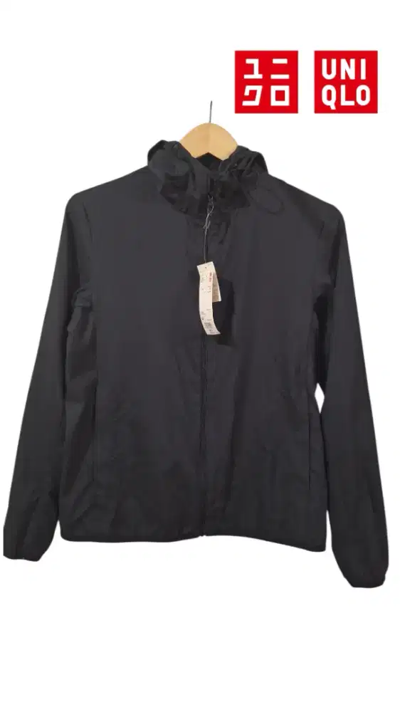 Jaket Portable Uniqlo Women
