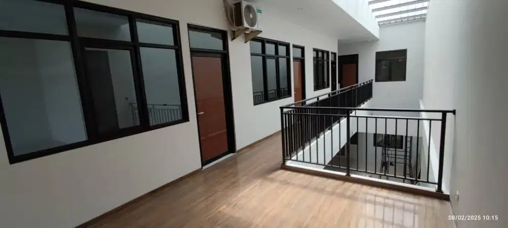 Disewakan Rumah Baru 2 Lantai Cocok Untuk Kantor di Kurdi Moh Toha