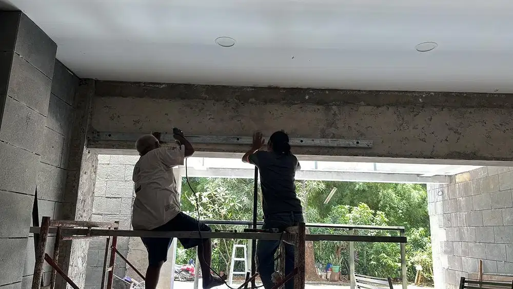 Pintu garasi wina sejahtera