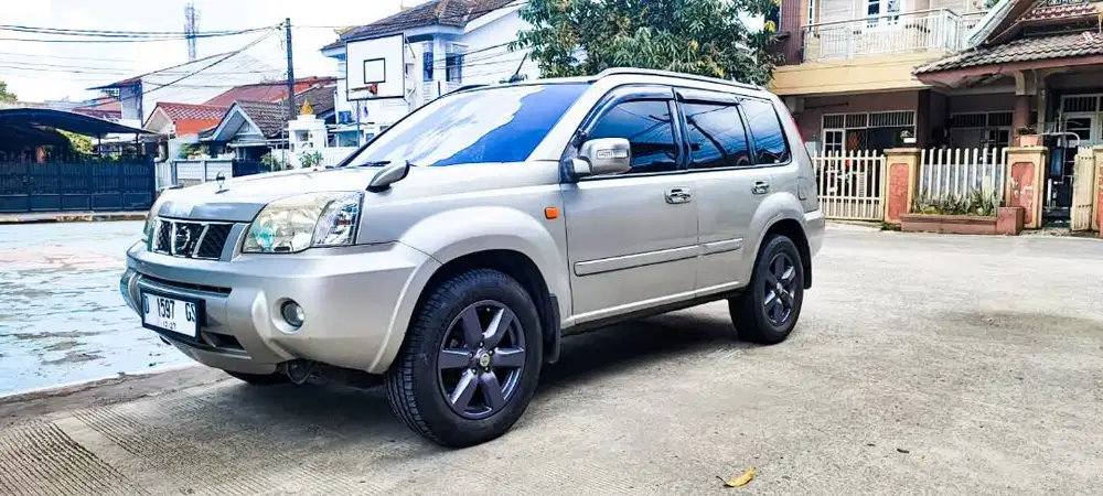 DIJUAL Nissan X-Trail Matic (2006)