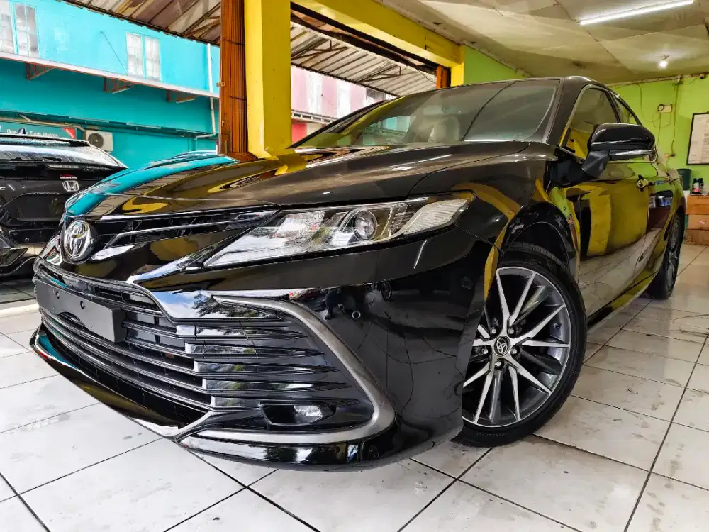 LOW KM.! TOYOTA CAMRY V 2.5 AT 2022 SUNROOF MATIC ANTIK NO HYBRID 2023