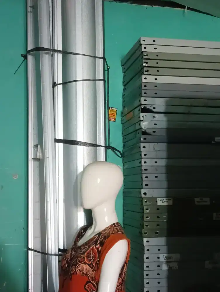 Jual baja ringan dan spandek seperti baru pemakaian baru 2 bulan