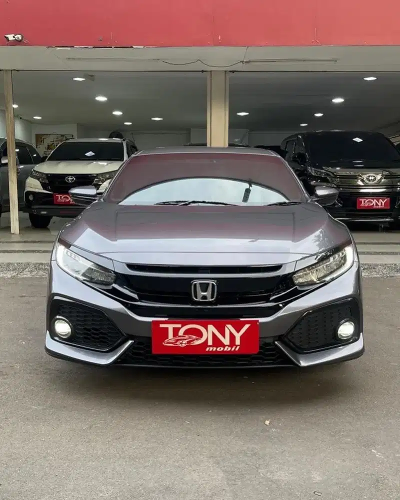 #Tony Mobil# Honda Civic Turbo E Hatchback 2019 Abu-Abu