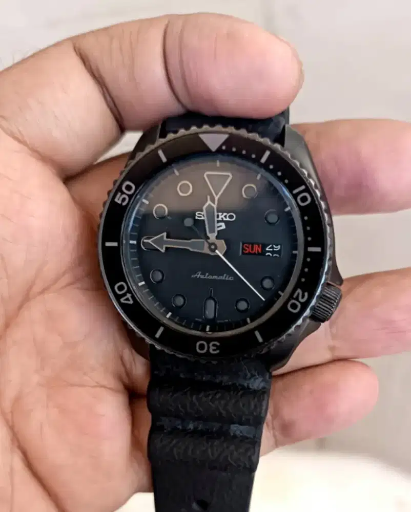 Seiko srpd79k1 original seiko 5 blackout fullset