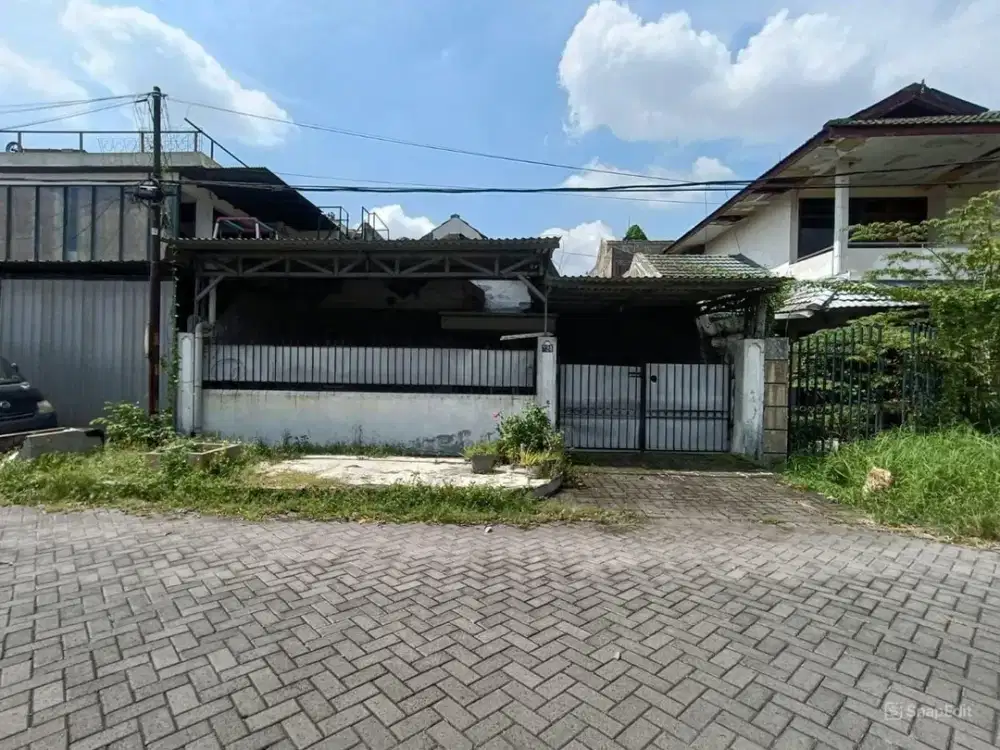 Rumah `Pondok Tjandra - Taman Lestari`Carport 1 Mobil