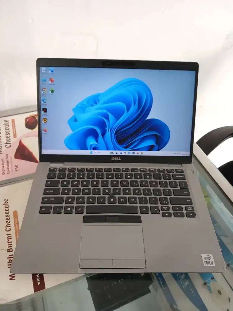 Laptop Dell Latitude Core I7 Gen 10 Ram 8 Ssd 256 Touscreen