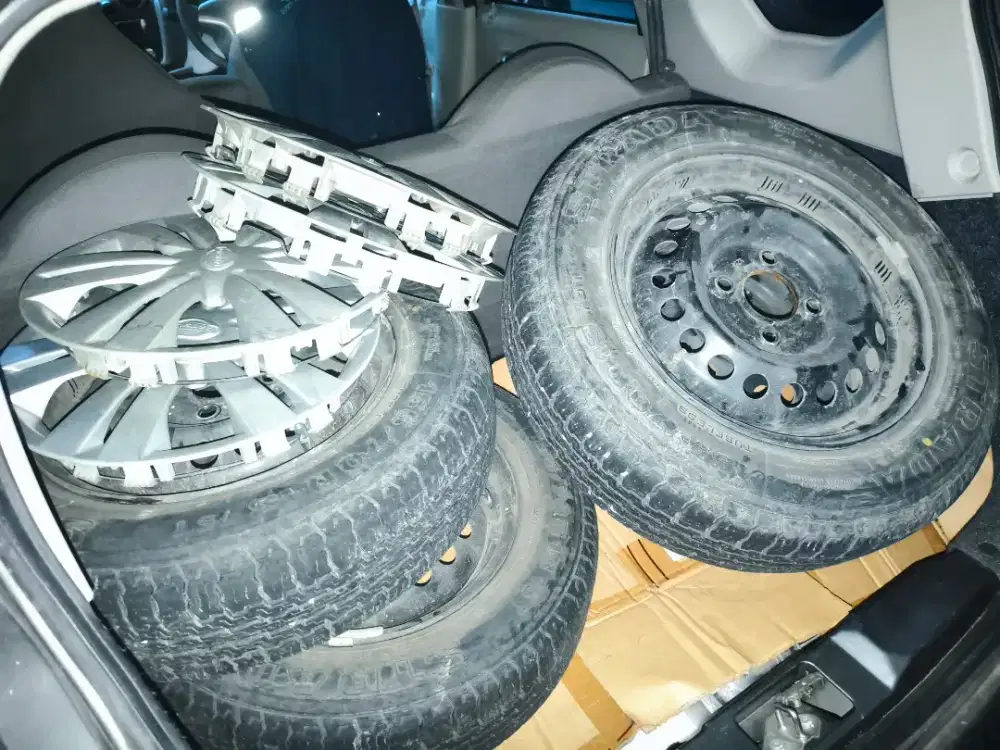 Jual Velg Ori + cover velg Datsun Go +.