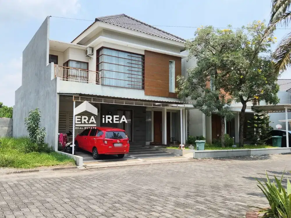 RUMAH 2 LANTAI DIJUAL DI SOLO BARU DEKAT PAKUWON MALL