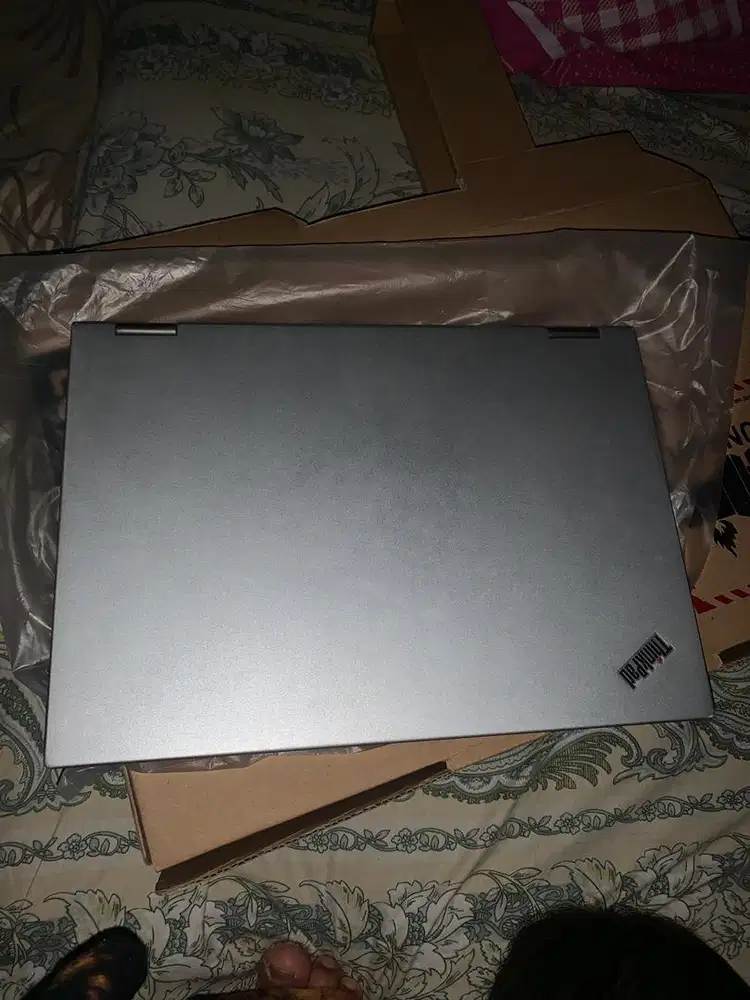 laptop lenovo think pad yoga