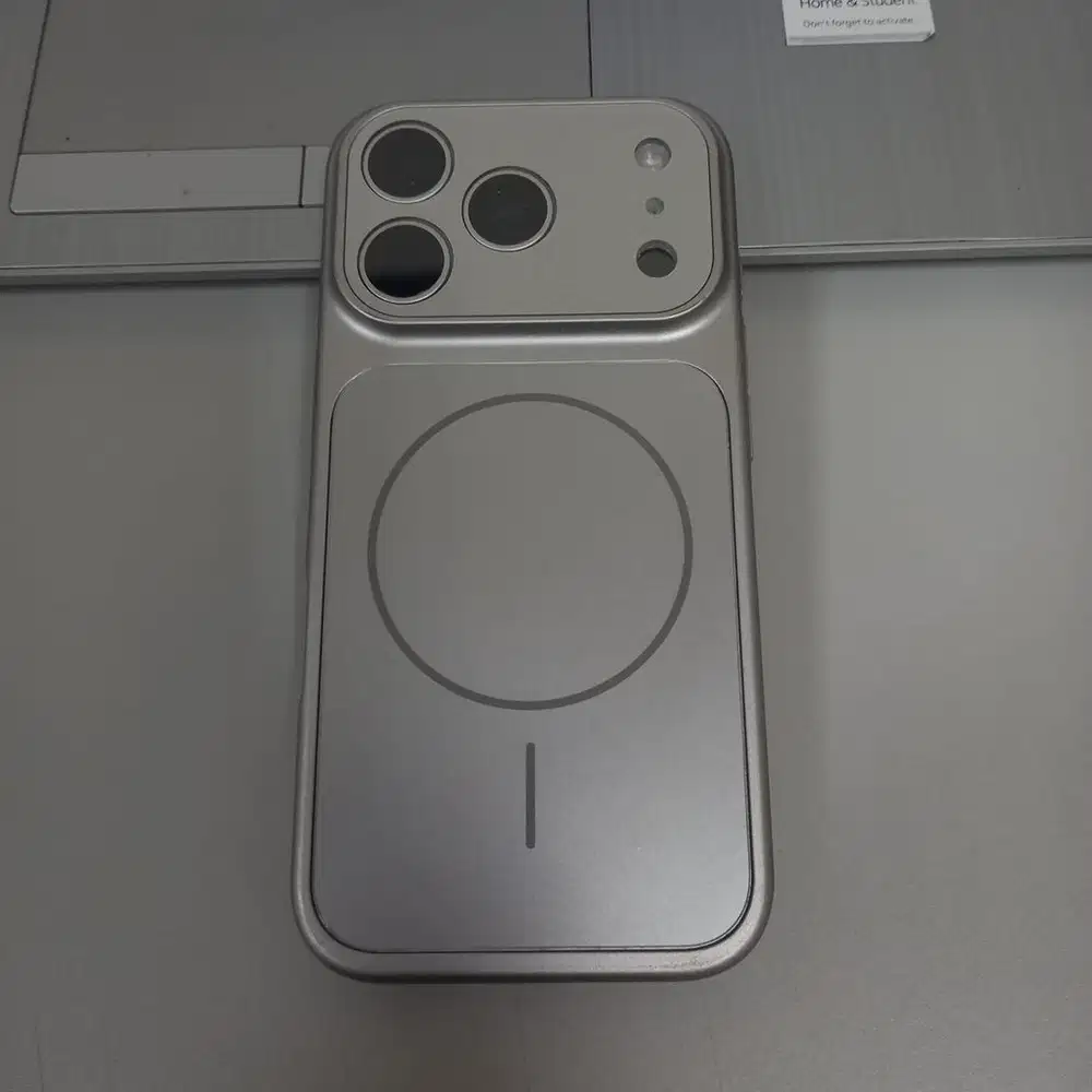 Iphone 17 Pro Garansi On sd Jan 2027