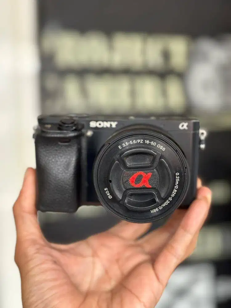 Sony A6300 Kit Box Bonus Memori dan Tas
