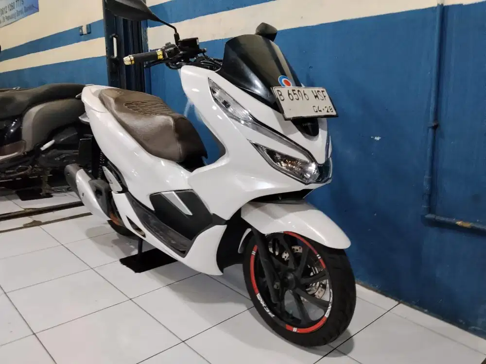 [FOR SALE] Honda pcx 150cc 2018 kondisi gres