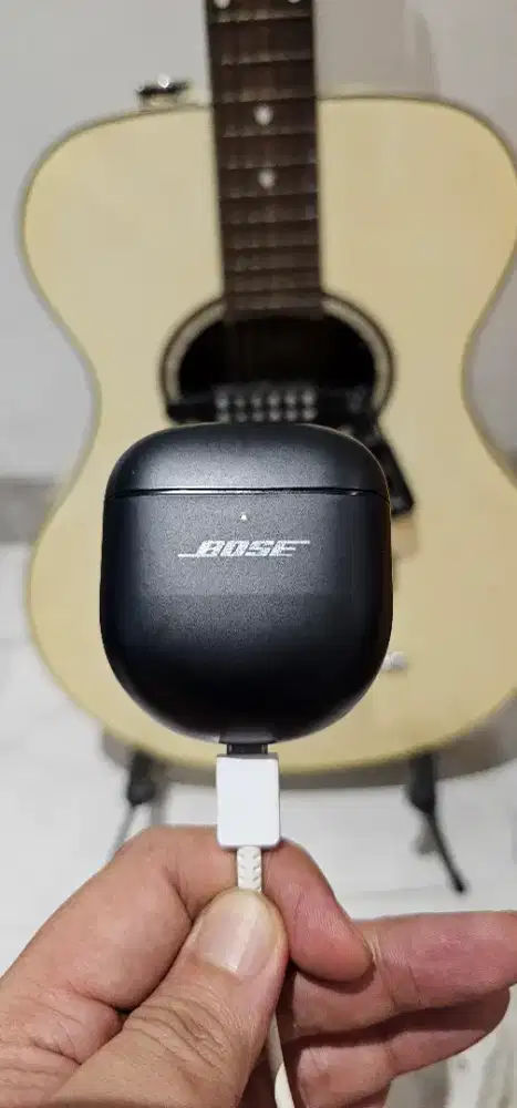 Docking charger tws BOSE 441408 tanpa earphonenya,cuma dock chargernya