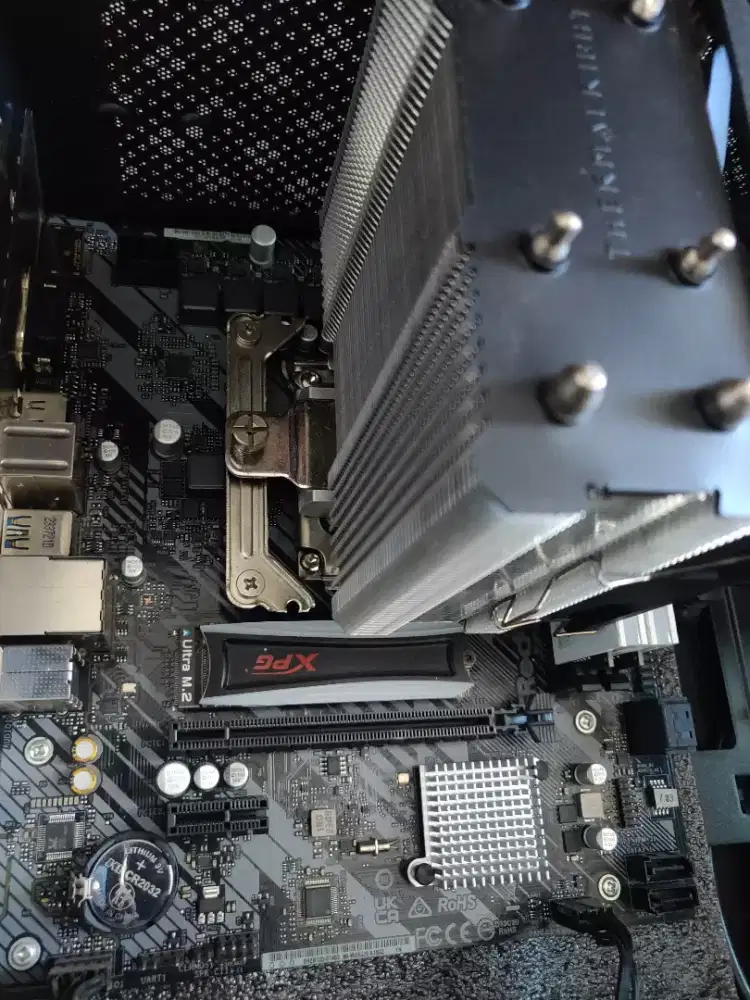 Paket motherboard i5 12400f  dengan performa optimal