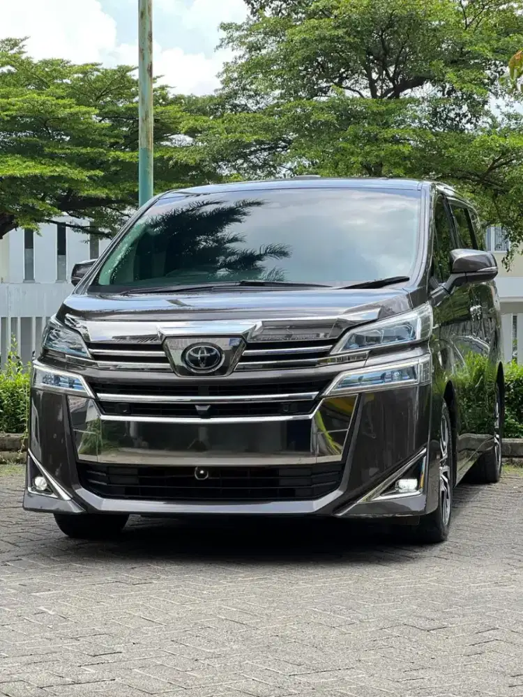 MURAH CASH. Toyota Vellfire Facelift 2021 g atpm 2020 alphard