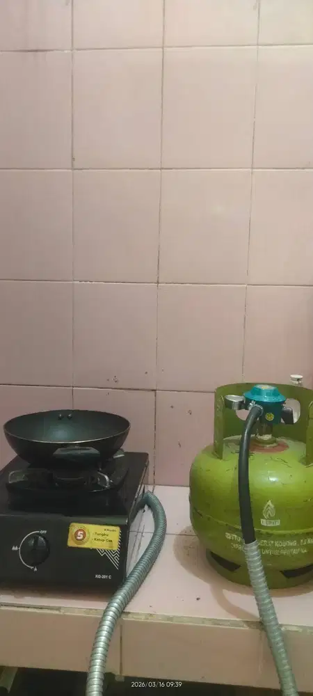 Kompor + Gas baru 1 bulan