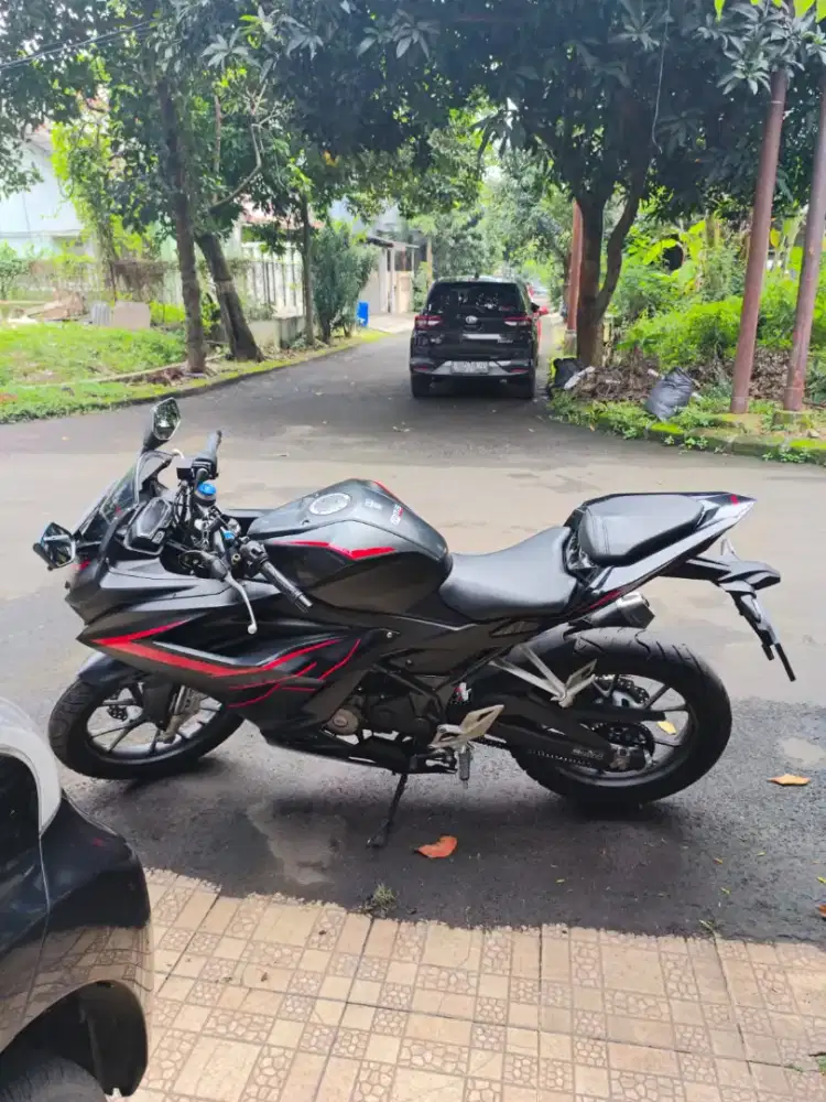 Honda CBR 150R 2022