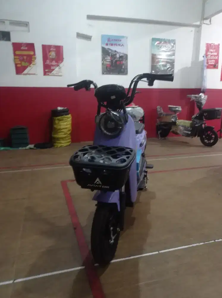 SEPEDA LISTRIK AVIATOR AT226