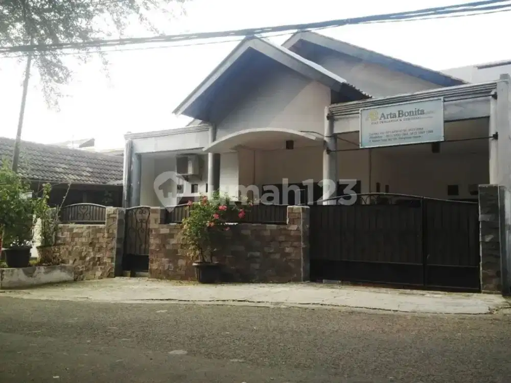 Rumah Murah Luas Dekat Stasiun Depok Baru