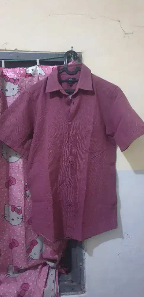 Kemeja Maroon JOBB