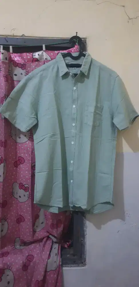 Kemeja Hijau Muda H&M