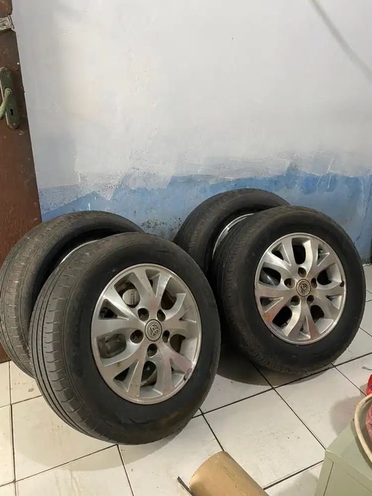 JUAL MURAH AJA VELEG BEKAS MOBIL KIJANG RING 15