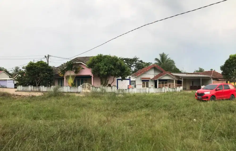RUMAH BESAR DEKAT BANDARA (luas lokasi talang betutu)