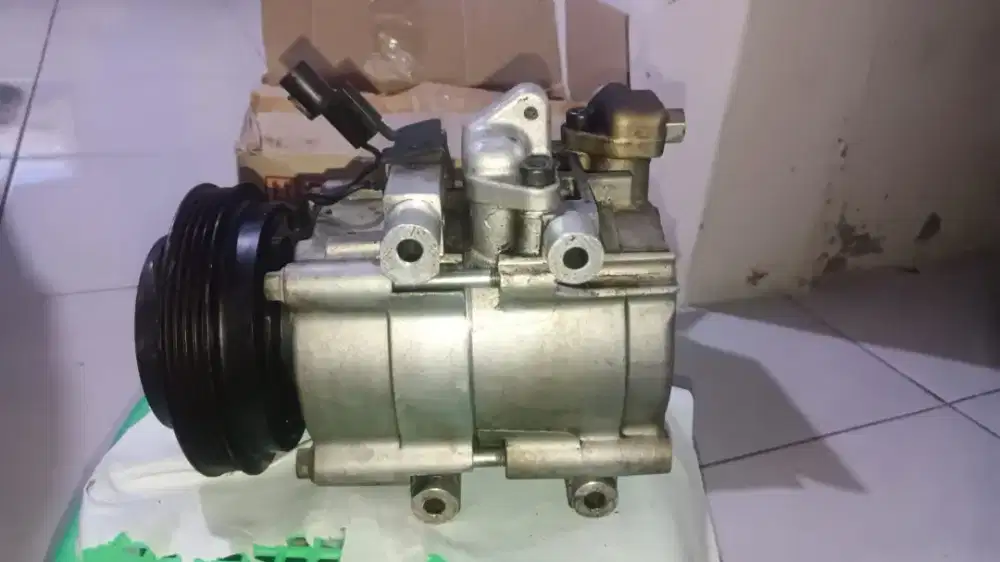 Compressor AC hyundai trajet CVVT
