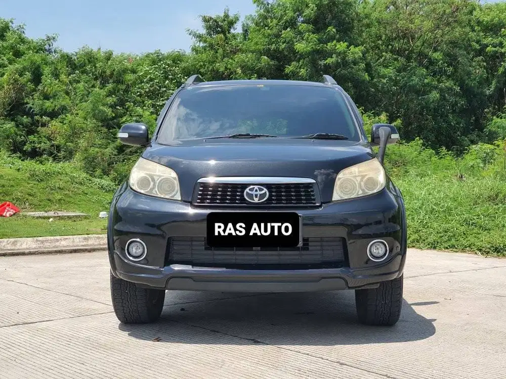GOOD CONDITION!! Toyota Rush 1.5 S TRD AT 2013 Hitam