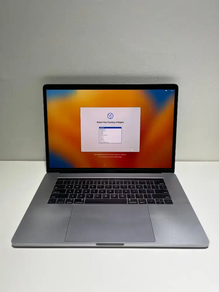 MACBOOK PRO A1707 2017 TOUCHBAR 15-INCH