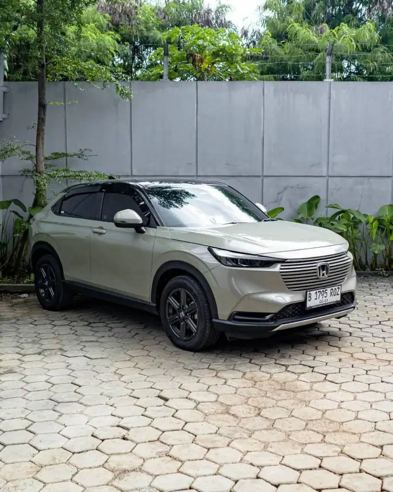 HRV E 2023 AT km 4rb perak LIKE NEW