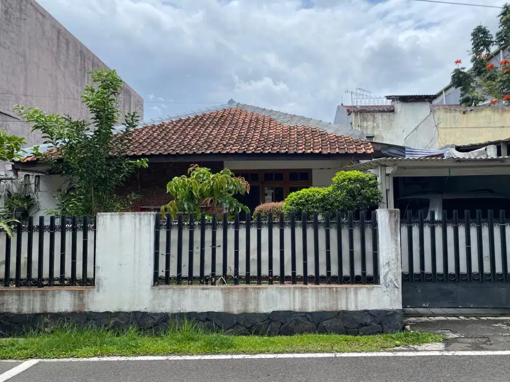 Jual rumah di komplek arcamanik endah