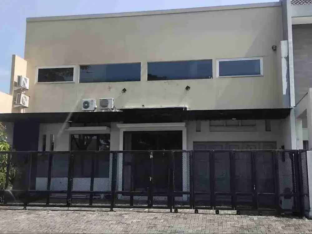 JUAL RUMAH USAHA KOMERSIAL RAYA CITRALAND UTAMA WOODLAND DEKAT PASAR ADA IJIN USAHA MURAH BUTUH CEPAT LAKU