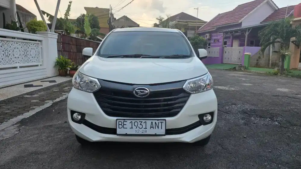 DAIHATSU XENIA 1.3 X MANUAL.2018/2019