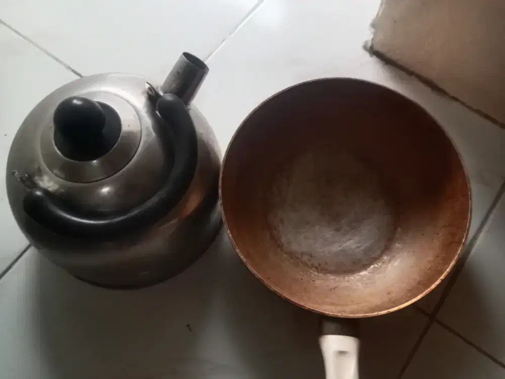Teflon sama cerep.Minus cerep tutup ujungnya gk ada