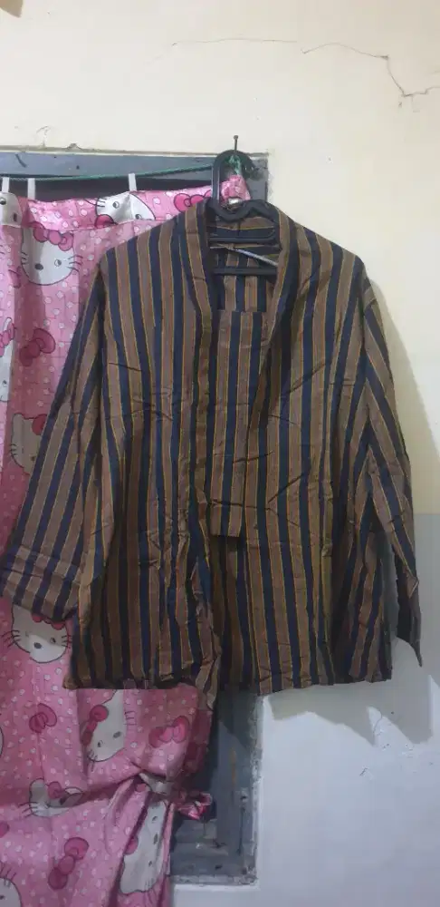 Kebaya Kutu Baru Lurik