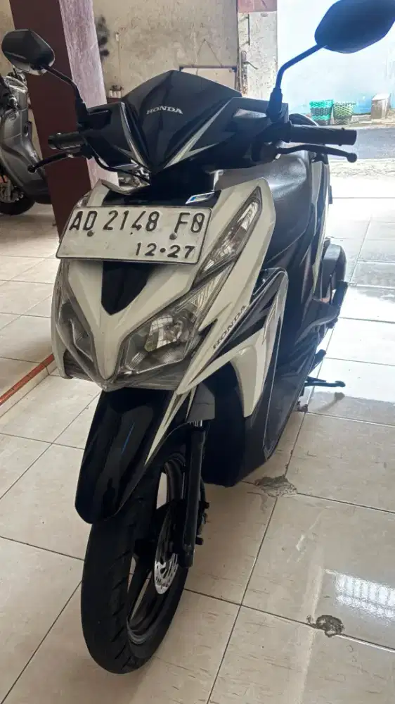 VARIO KZR 125 2012