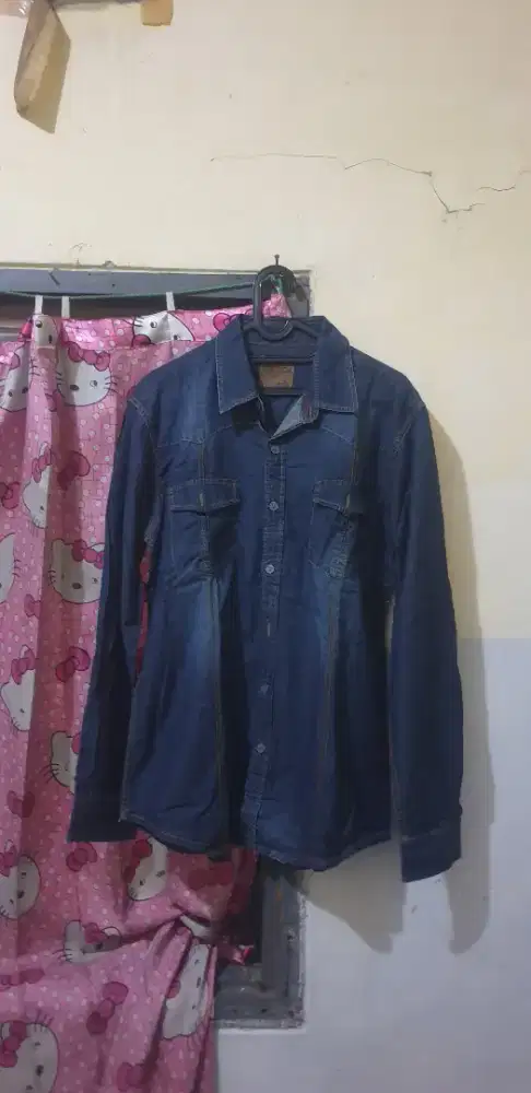 Kemeja Denim Cressida
