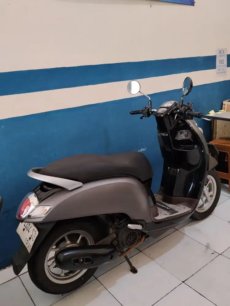 [FOR SALE] Honda scoopy donat 2017 siap pakai