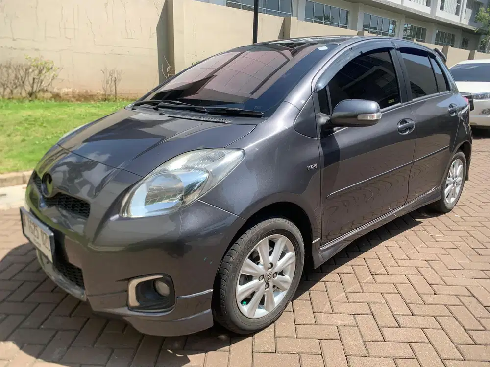 Toyota Yaris 2012 Bensin