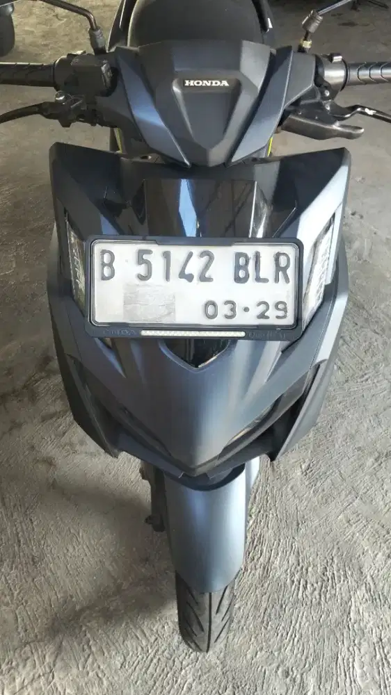 Honda Vario 160 b.dki barat pajak hidup mesin halus