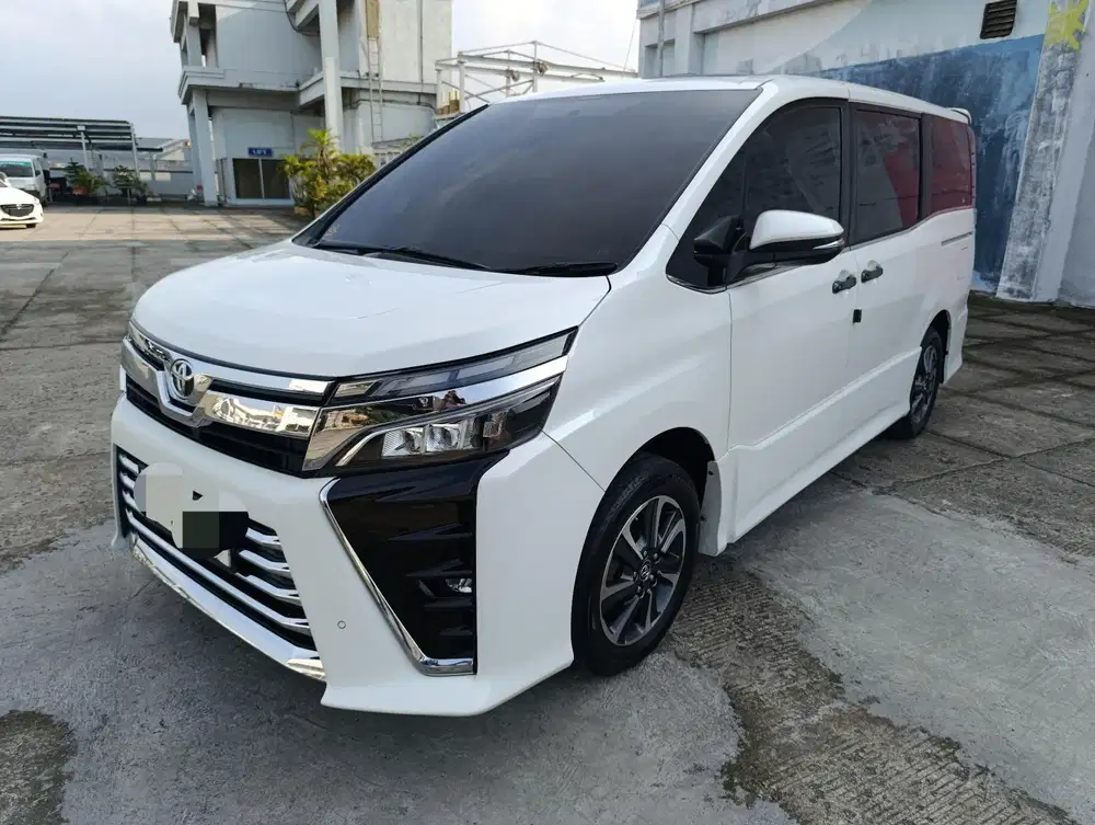 CAKEPP!! Toyota Voxy 2018 Bensin